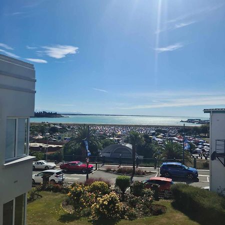 Art Deco Beauty On The Bay Hill Apartment Timaru Luaran gambar