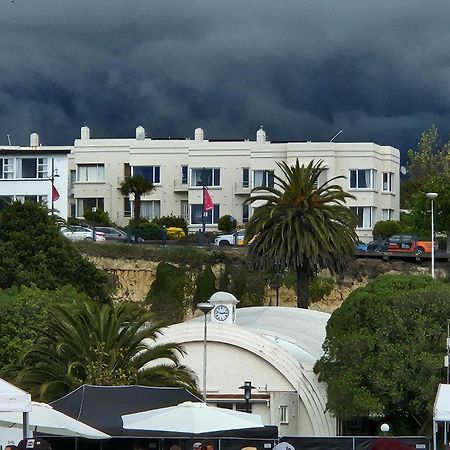 Art Deco Beauty On The Bay Hill Apartment Timaru Luaran gambar